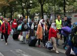 До три години затвор във Франция за мигранти, ранили полицаи