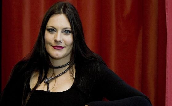 Певицата на Nightwish е бременна, бандата излиза в почивка