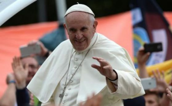 Папа Франциск: Журналистиката, основана на слухове и лъжи, е форма на тероризъм