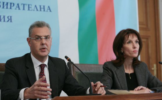Българи в 98 държави ще гласуват на изборите за президент