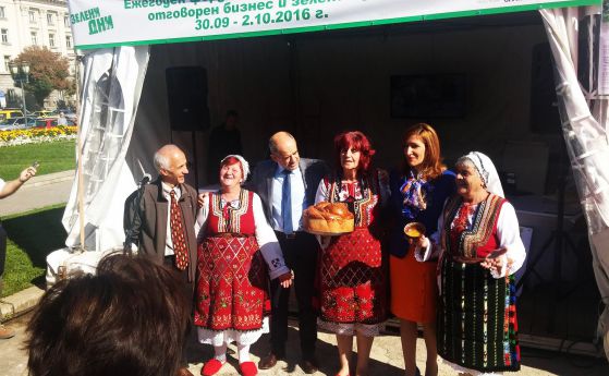 Еко изложението „Зелени дни“ стартира днес в градинката на Народния театър