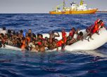 100 са в неизвестност, след като лодка потъна край Либия