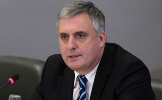 Калфин: Президентът трябва да върне достойнството на България в региона