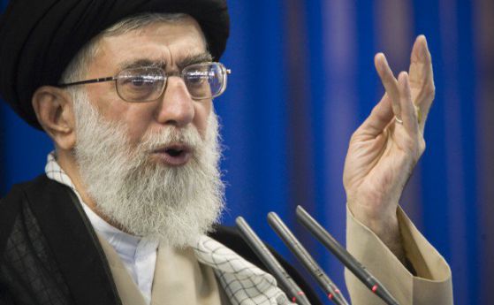 Аятолах Хаменей: Американците са лъжци и предатели