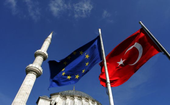 ЕС разкритикува Турция за нарушаване на човешките права и демокрацията