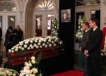 Погребват Бисер Киров до дъщеря му в родопското село Чокманово