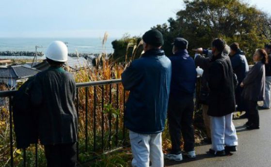7.3 по Рихтер разтърси Фукушима, последва цунами (видео)
