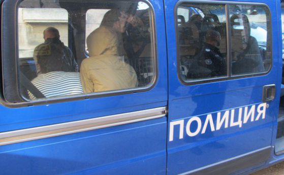 20 нелегални мигранти са задържани от полицията в София