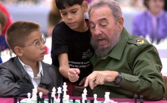 Фидел Кастро обичал хокея на лед и шахмата