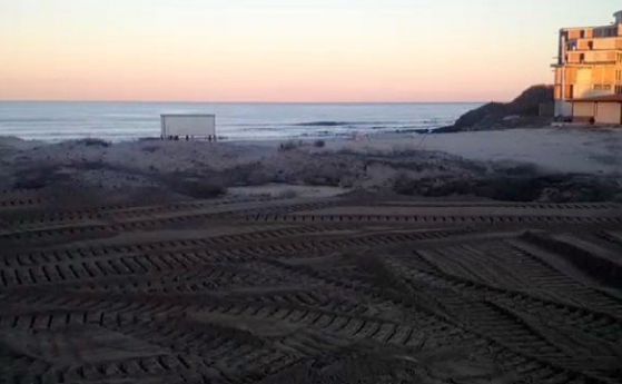 Ангелкова нареди спешна проверка на унищожените дюни край Лозенец