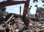 Жертвите на земетресението в Индонезия вече са над 100