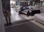 IKEA към клиентите си: Стига сте спали в магазините ни!