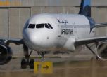 Похитителите на отвлечения либийски самолет се предадоха