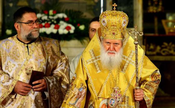 Патриарх Неофит пожела мир, радост и благоденствие по света