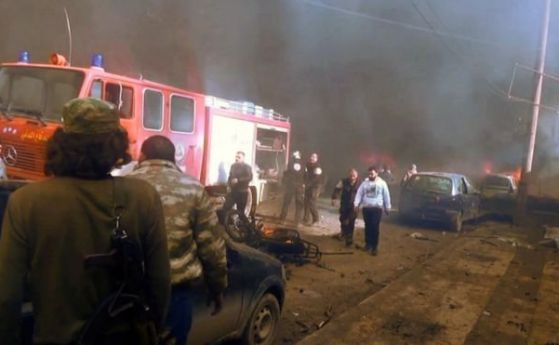 Взрив на кола бомба в сирийския град Азаз уби 43 души