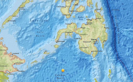 Земетресение 7,3 край Филипините