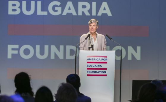 "Америка за България": Време е да говорим високо и гордо