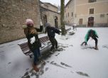 Сняг и -15° стреснаха Испания