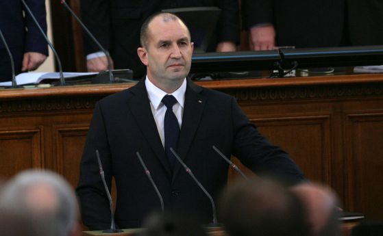 "Който заплашва президента на Република България Румен Радев, ще бъде ликвидиран на място!", предупреждава фалшива страница на армията