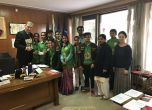 Индийски ученици посетиха посолството ни в Делхи по повод кампанията NINEISMINE