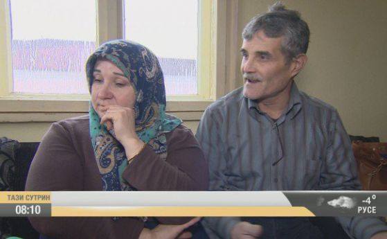 В Елин Пелин гонят семейство бежанци, кметът им отказва документи