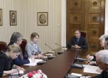 Радев и руския посланик се разбраха за по-активен диалог
