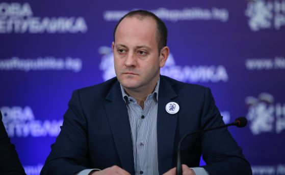 Нова Република ще спре крадливата коалиция "БСП-ГЕРБ", заяви Кънев