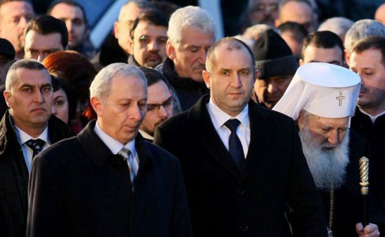 България и Европа не са близо до завета на Апостола за братство, каза президентът