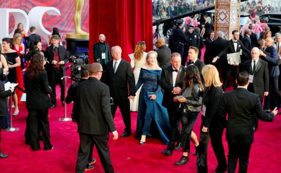Най-елегантните рокли от Оскари 2017