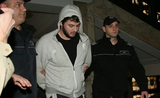 Съдът решава да остави ли Йоан Матев в ареста