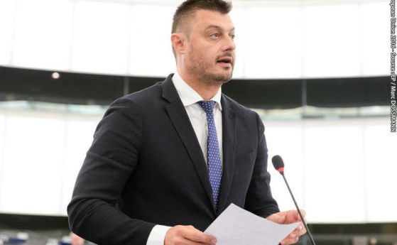 В Европарламента Бареков се обяви против падане на US визите