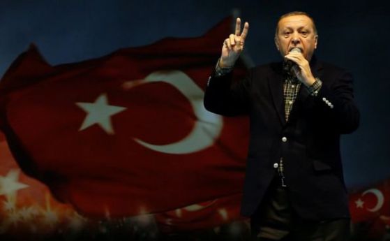 Турция vs. Германия: Ердоган я обвини в "нацистки практики"