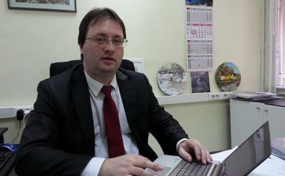 Доц. Златогор Минчев: Можем да очакваме кибератаки на престоящите избори