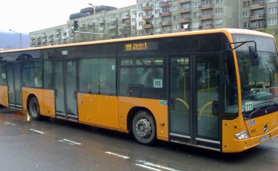Десетки автобуси и трамваи в София с променен маршрут за постоянно