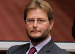 Министър Седларски "отказва да се превърне в заложник на корпоративни интереси"