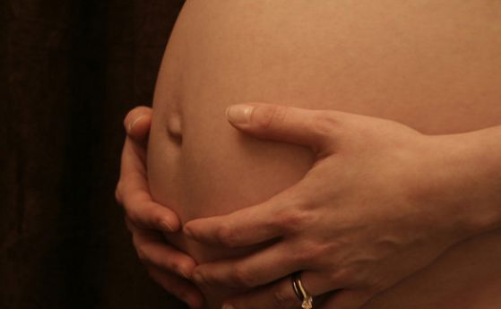 В Русия предлагат забрана на сурогатното майчинство