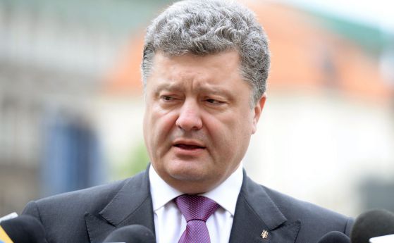 Украинският президент с $455 000 годишен доход