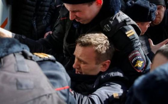 Пуснаха Алексей Навални след 15 дни в затвора