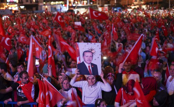 Турция гласува за или против президентска република