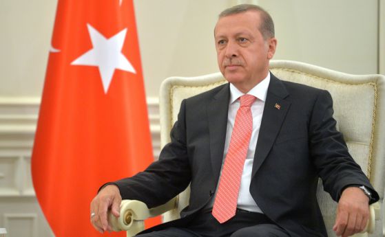 "Турция е изправена пред разкол и несигурност"