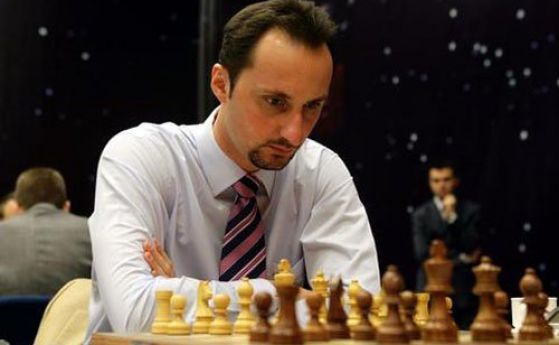 Разколници в шахмата зад Кралев: България не значи нищо за Топалов