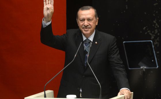 Ердоган отива в Белия дом през май по покана на Тръмп