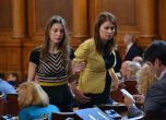 Депутатки на Марешки се заключиха в парламента