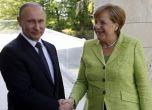 На среща с Меркел Путин увери, че не се меси в политиката на други държави