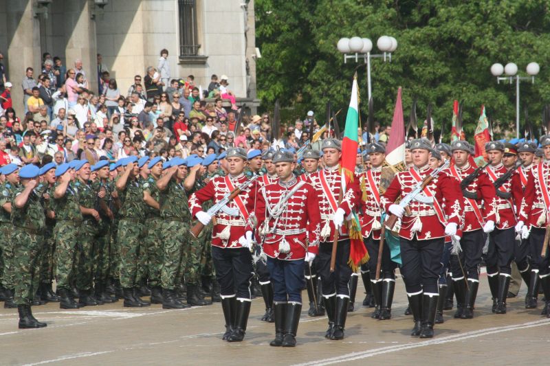 Променят движението заради парада на 6 май