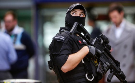 Терор в Манчестър: Разполагат петхилядна войска по британските улици