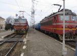 Съмнителен пакет на релсите временно спря влаковете от Варна снощи