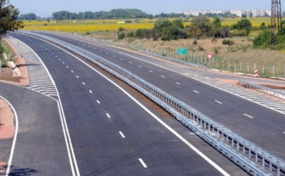 Тази година започва строежът на нови 25 километра от магистрала 