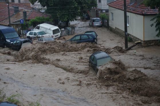 МРРБ не приема вина за наводнението в 