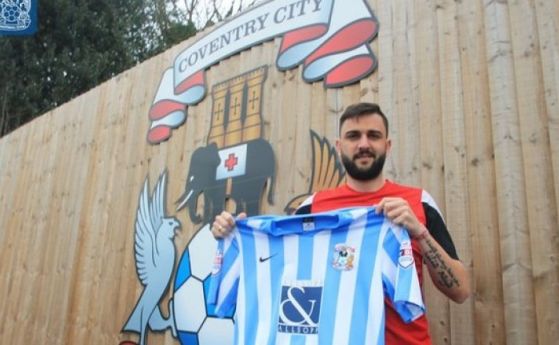 Лоши новини долетяха от лагера на Левски часове преди контролата